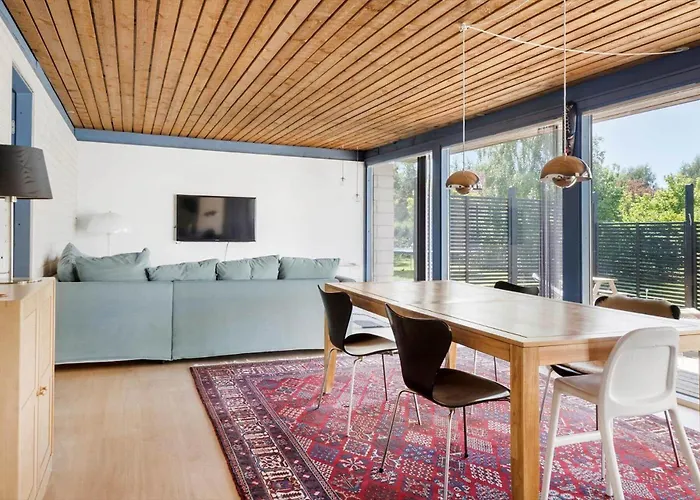 Дом отдыха 30144-kysing-naes-odder-naesvej-44 Norsminde